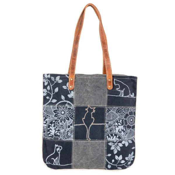 Kat Tote