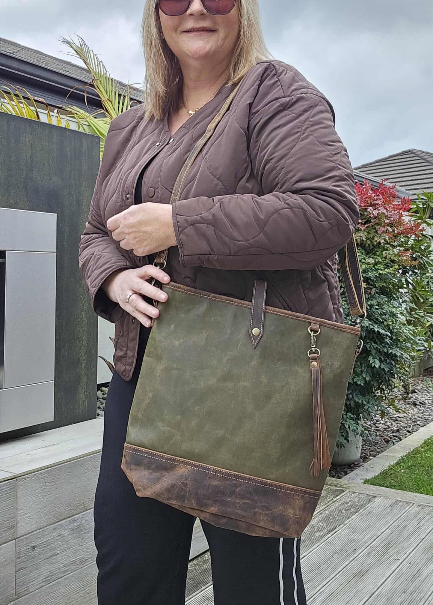 Abbey Green Aged Leather Shoulder Bag