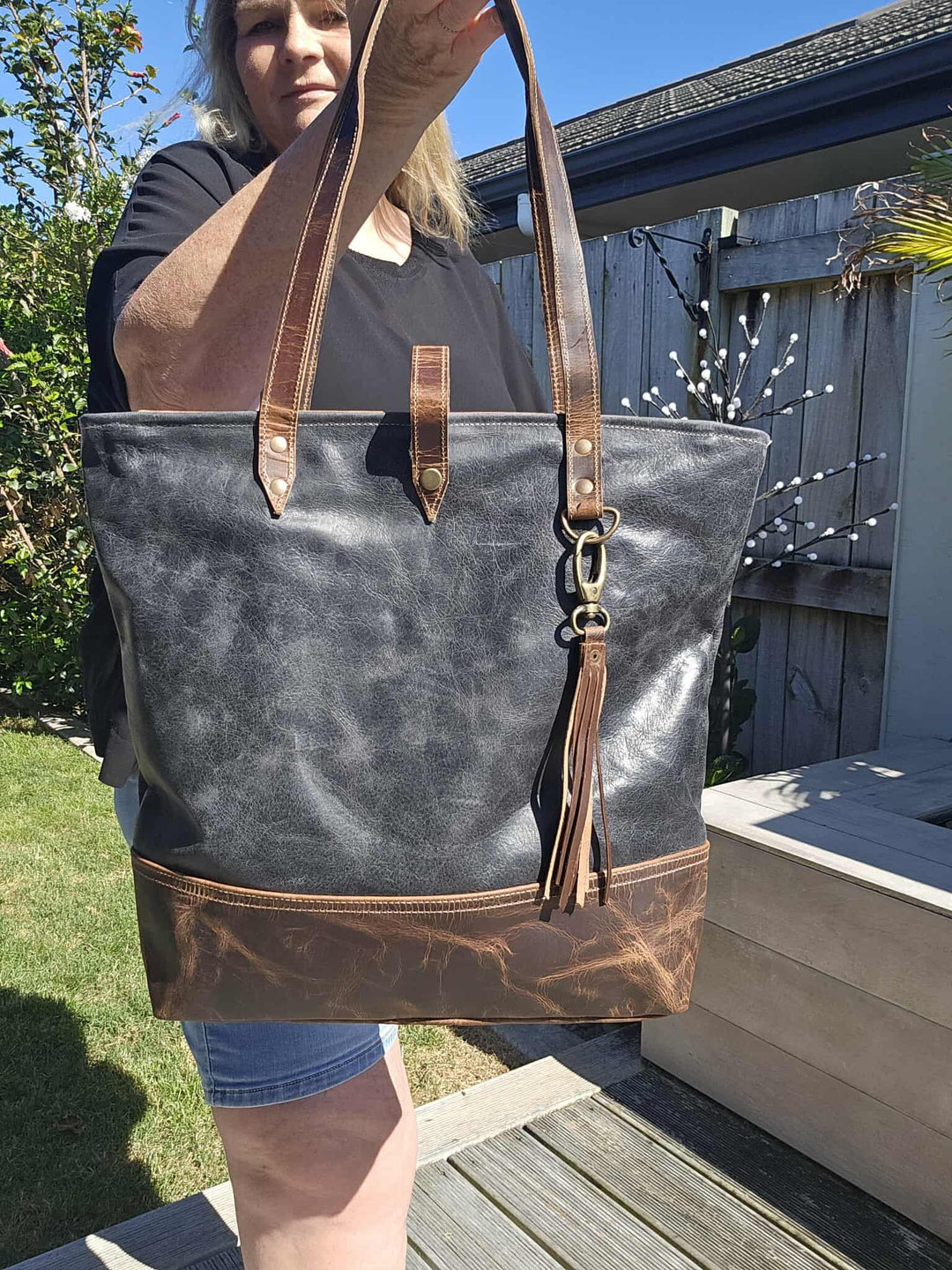 Night Hunter Black Leather Tote