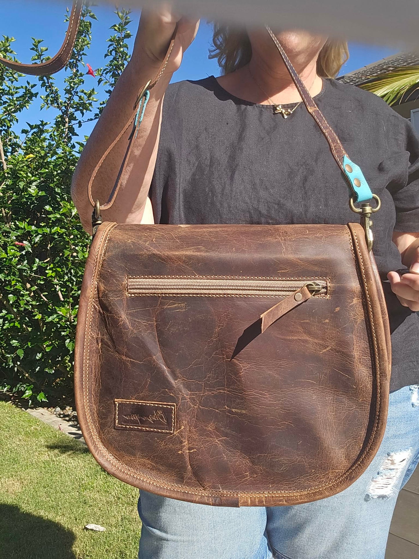 Paxton - Aged Leather - Shoulder Bag