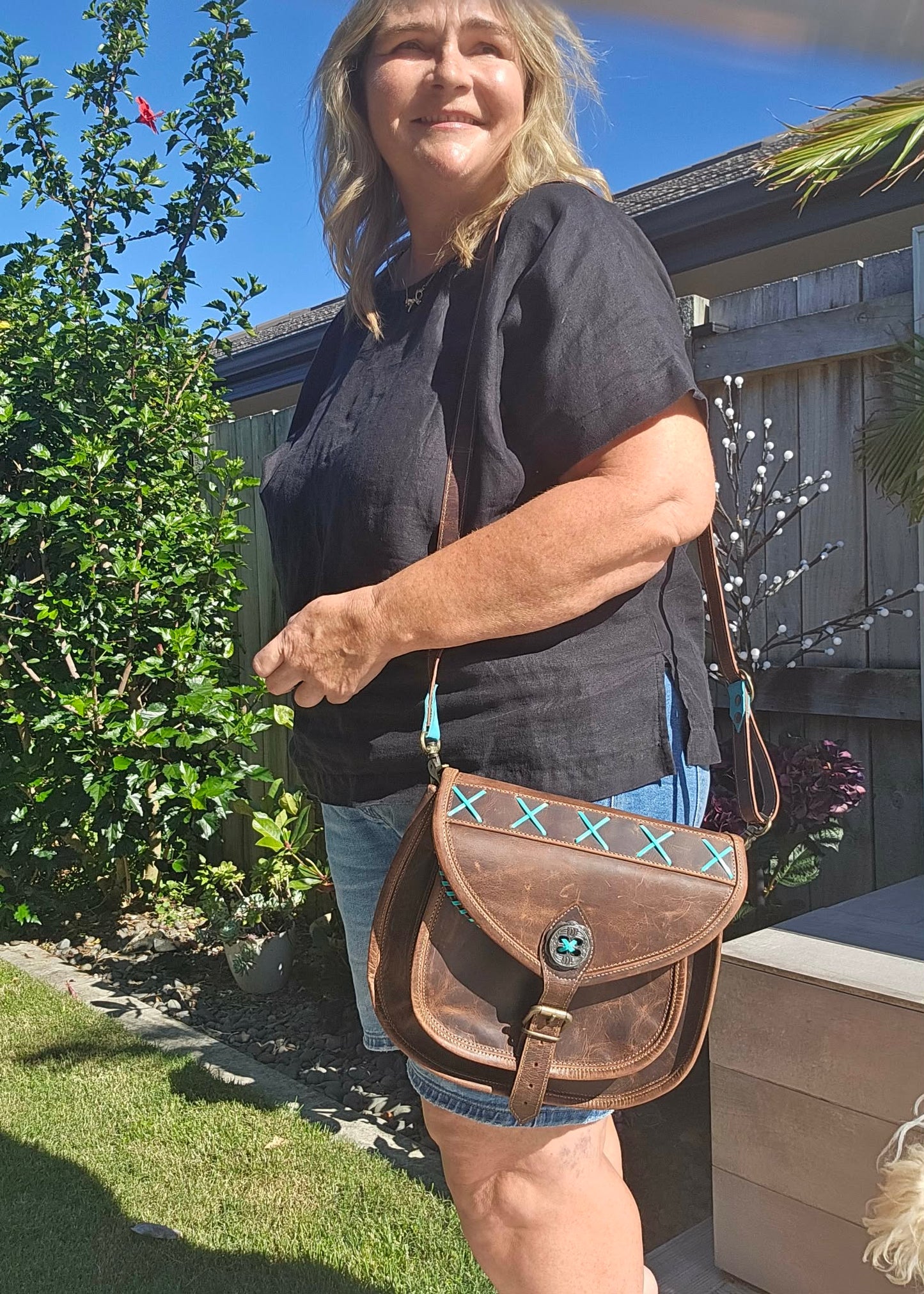 Paxton - Aged Leather - Shoulder Bag