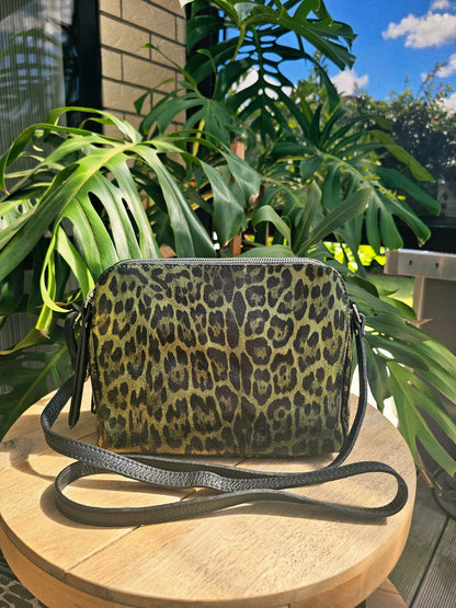 Jett - Double Zipper Bag - Olive