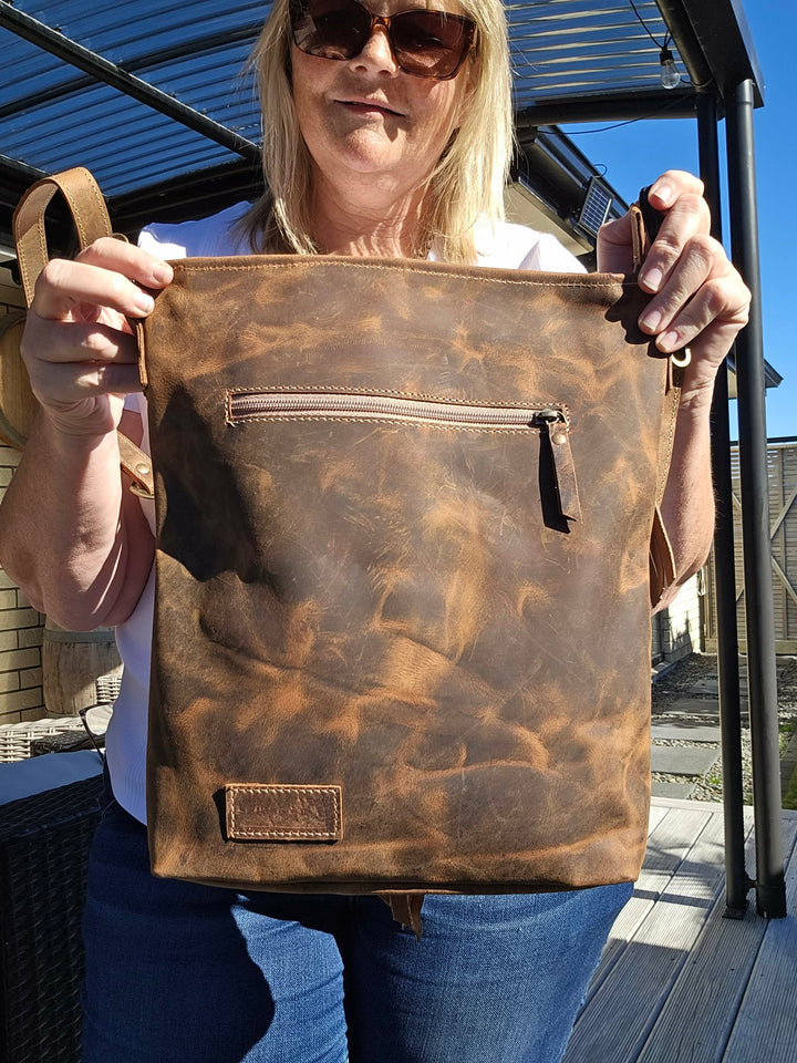 Kiri - Aged Leather