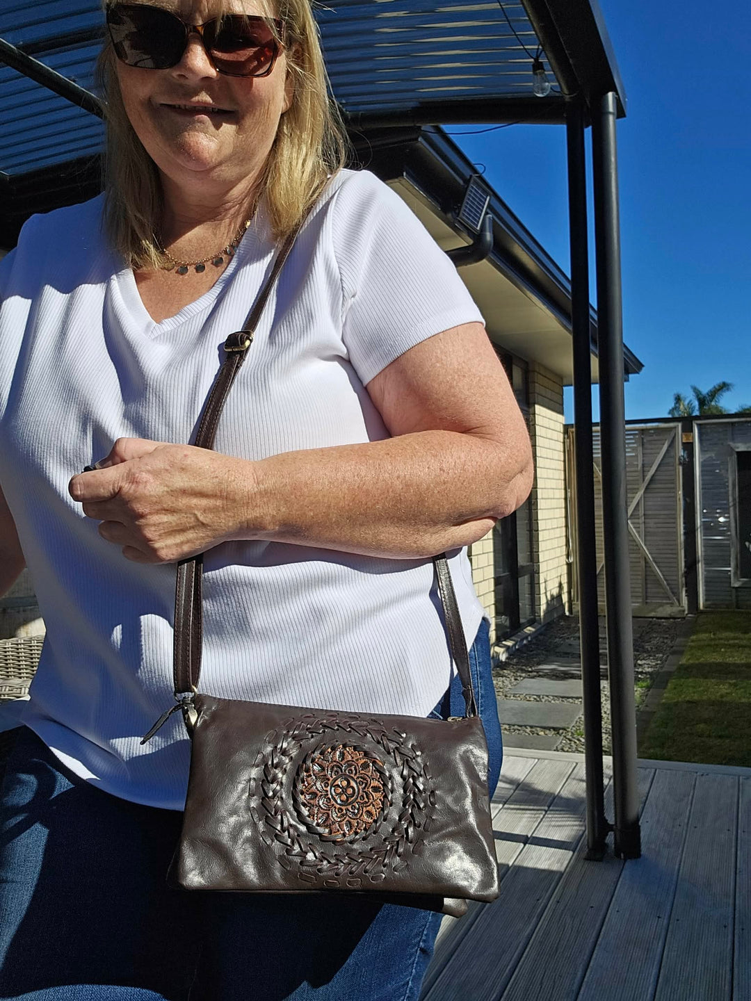 Magnolia - Triple-Compartment Bag - BROWN