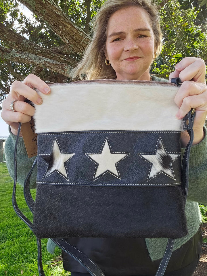 Astra - Messenger Bag