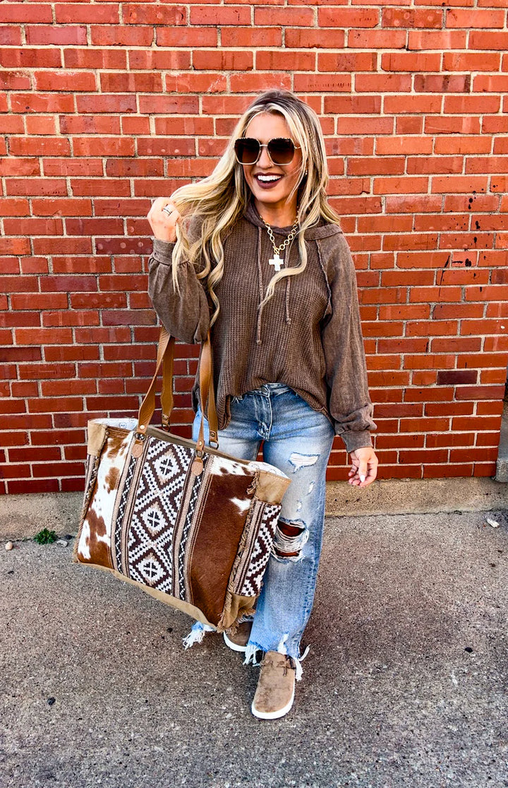 Ellie XL Weekender Bag