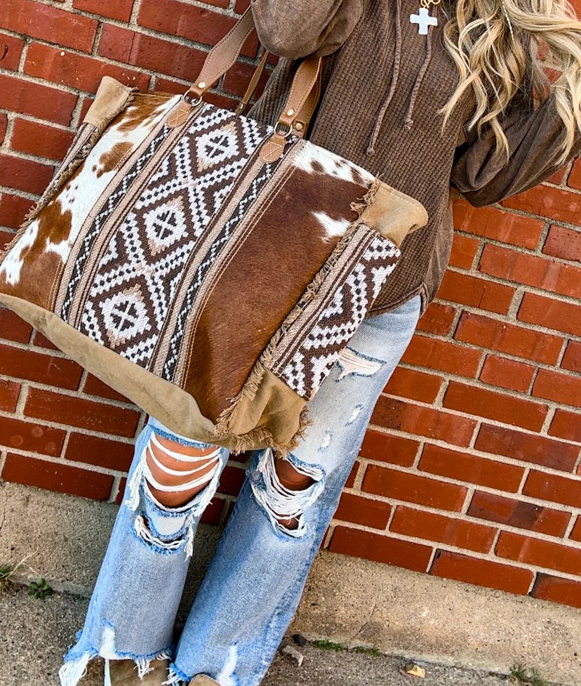 Ellie XL Weekender Bag