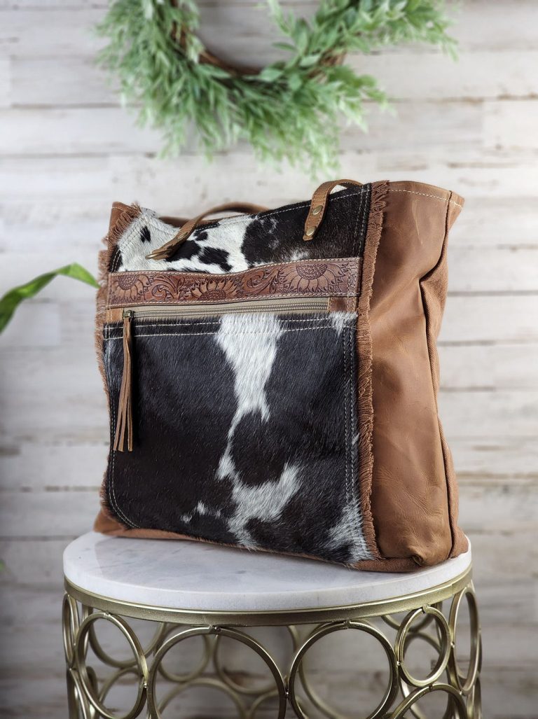 Annie Tote