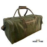 NGAHERE Green Aged Leather Duffle