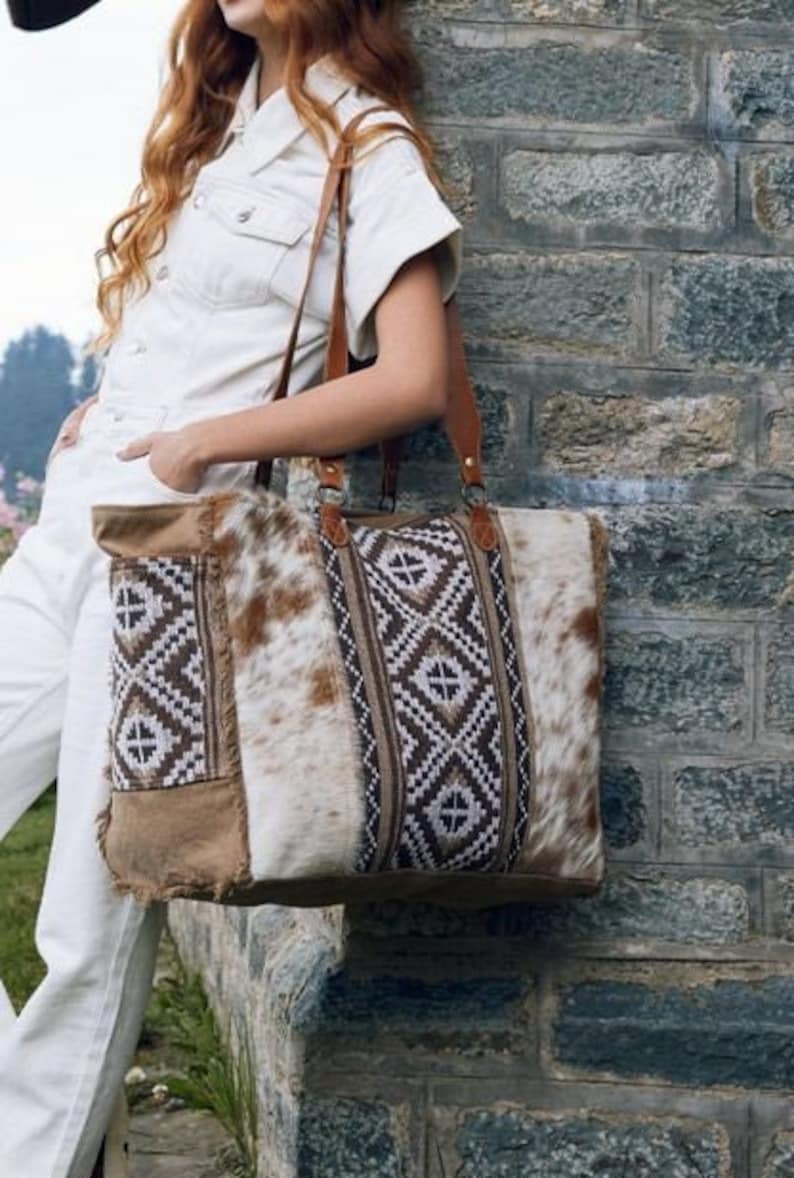 Ellie XL Weekender Bag