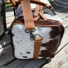 Rustic Traveller (with Tan Leather Trim)