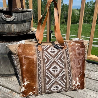 Ellie XL Weekender Bag