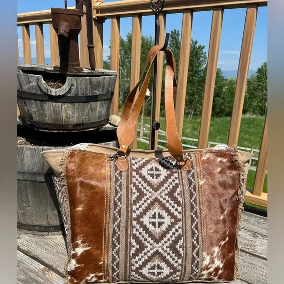Ellie XL Weekender Bag