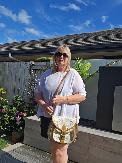 Lucy - Gold Fleck Aged Leather - Shoulder Bag