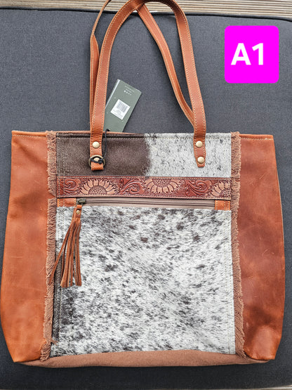 Annie Tote