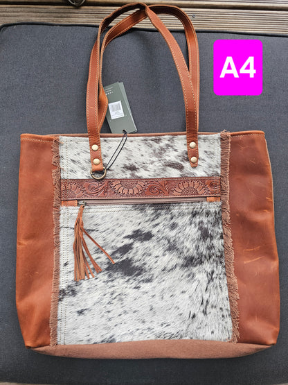 Annie Tote