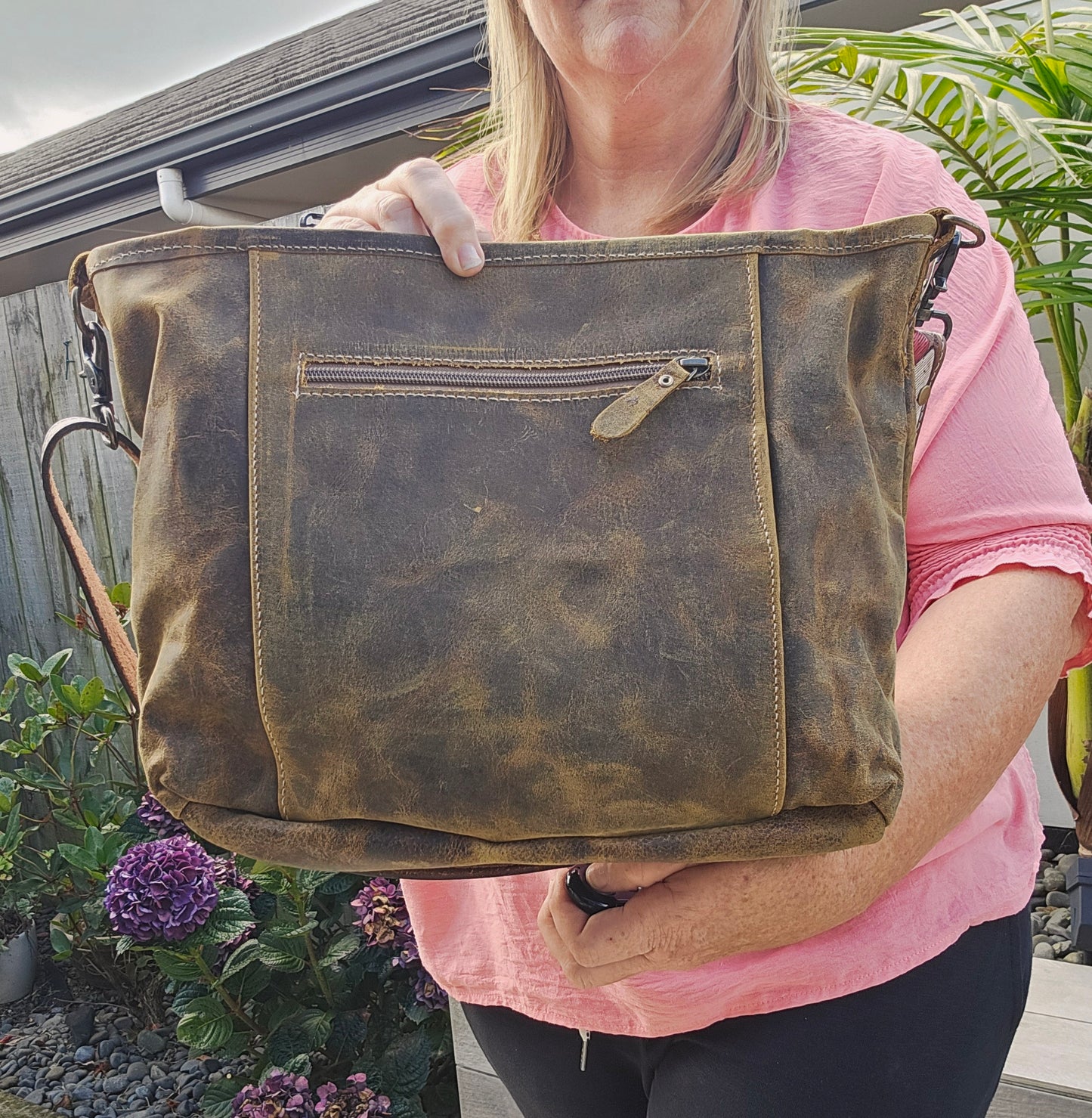 Arizona - Large Messenger