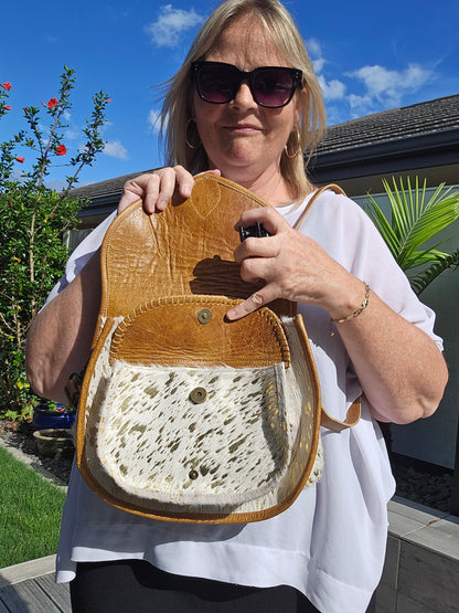 Lucy - Gold Fleck Aged Leather - Shoulder Bag