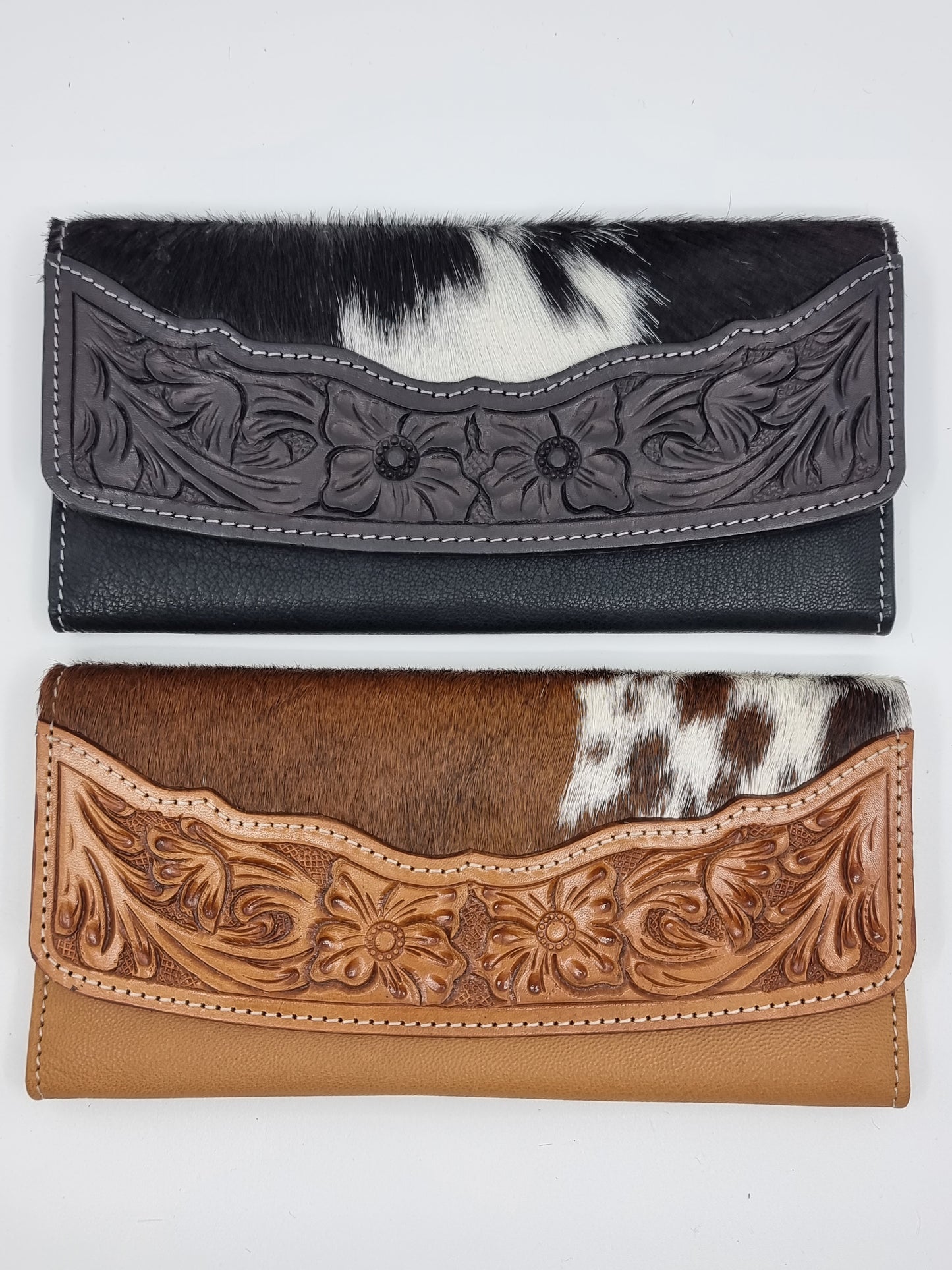Tammy Wallet - TAN & WHITE