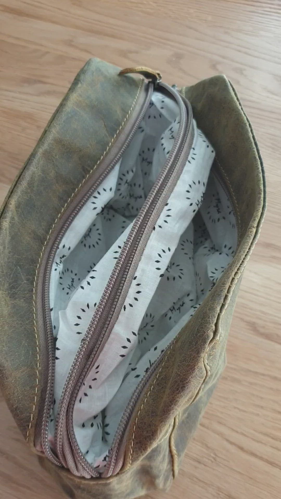 Aged Leather Toilet Bag - Brown